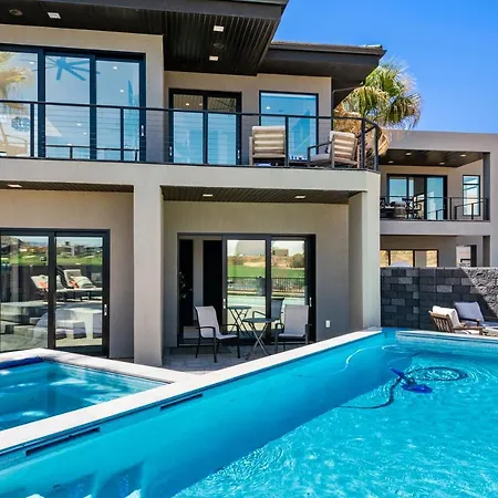 Cr 1582 -- Luxurious Golf Haven - Pool & Spa - Stunning View